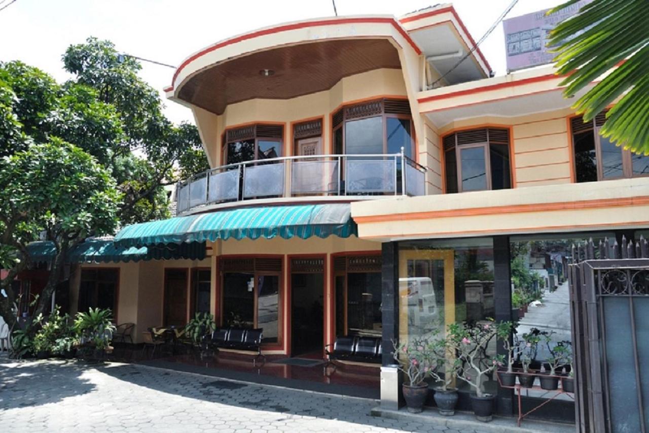 Orange Home Syariah Bandung Exterior foto