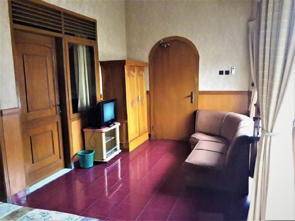 Orange Home Syariah Bandung Exterior foto